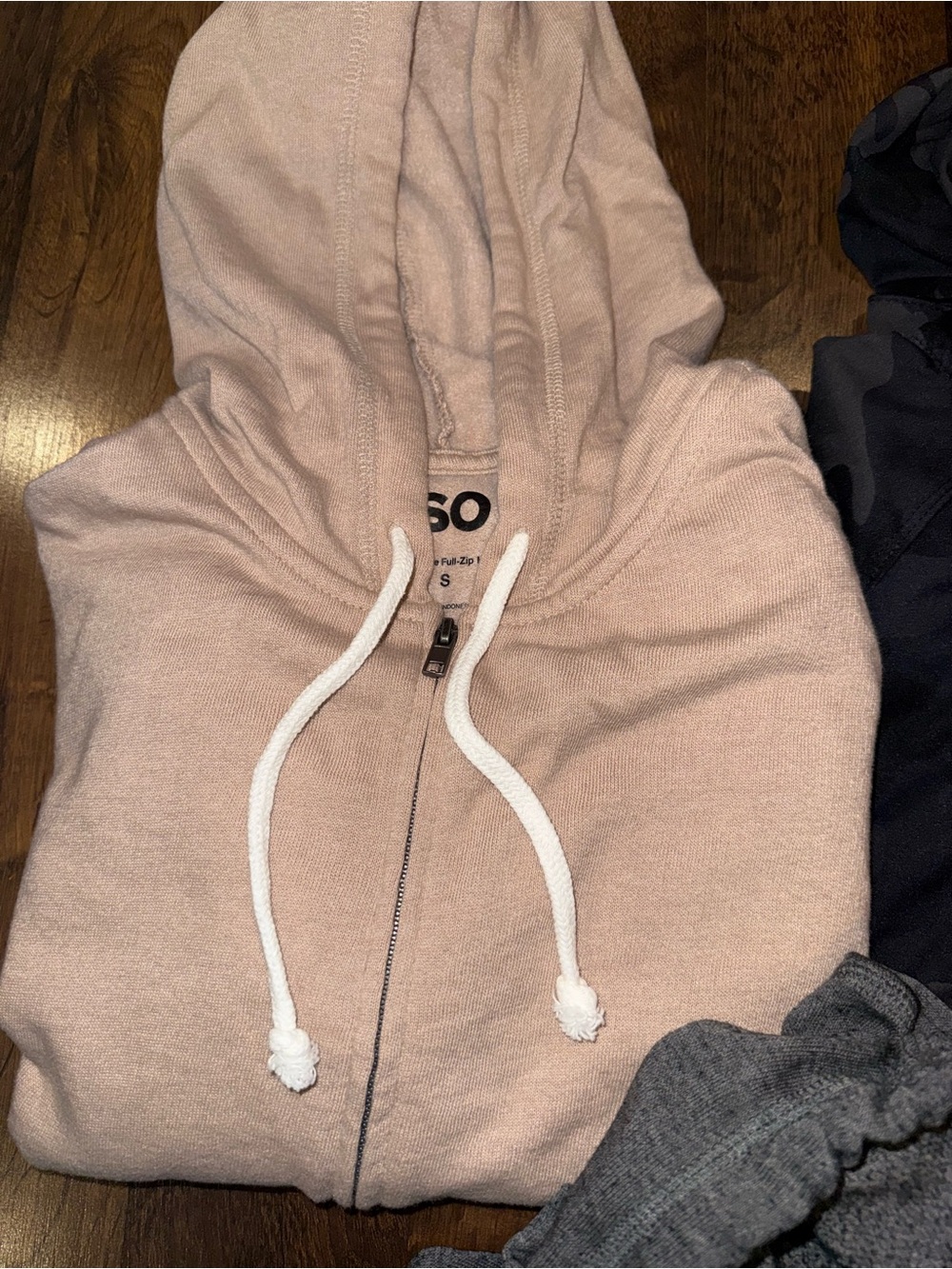 Lot of 5 Women’s Zip up Sweaters (size SMALL) - Picture 5 of 7